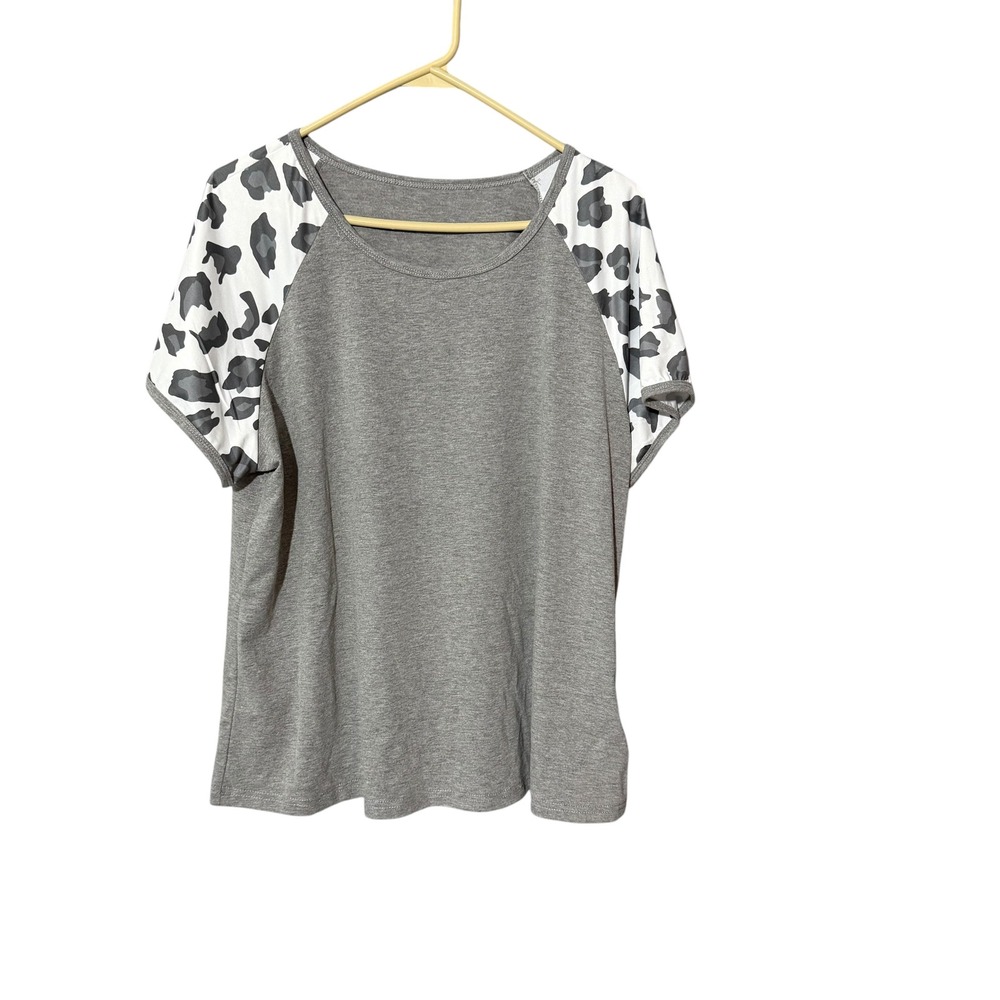 Emery Rose Gray Leopard Print Raglan Short Sleeve T-Shirt Size XL NWT
